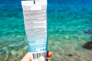 paula's choice clear ultra-light fluid spf 30, sunscreen for acne-prone skin, do i need to wear sunscreen, clear skin, olena, acne blog, best acne blog, ingredients
